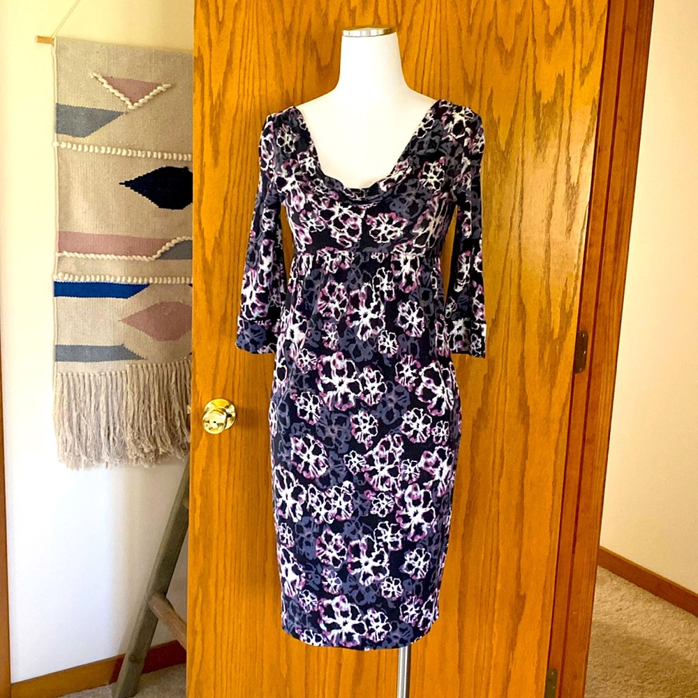 Diane VonFurstenberg 100% silk jersey dress with pockets.